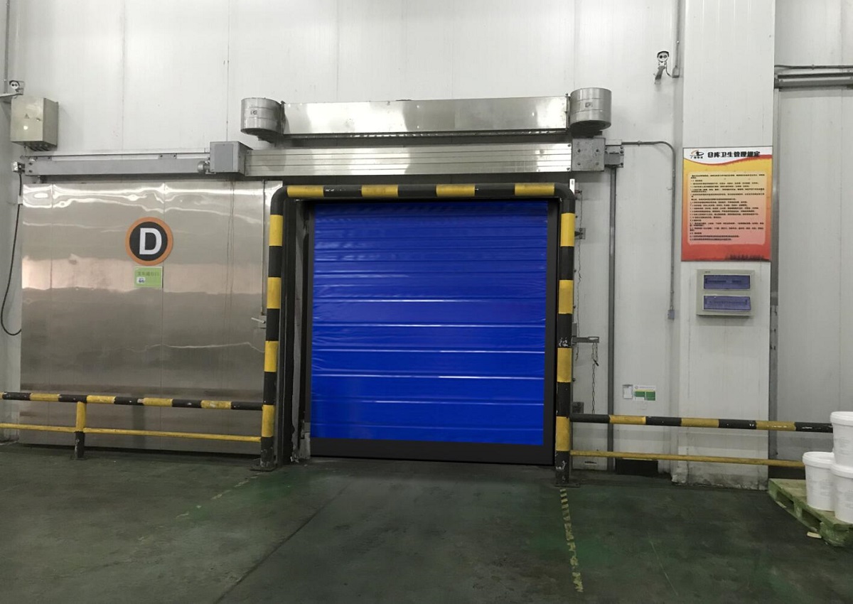 觀馬門業(yè)定做的冷庫保溫快速門用于廣德冷鏈