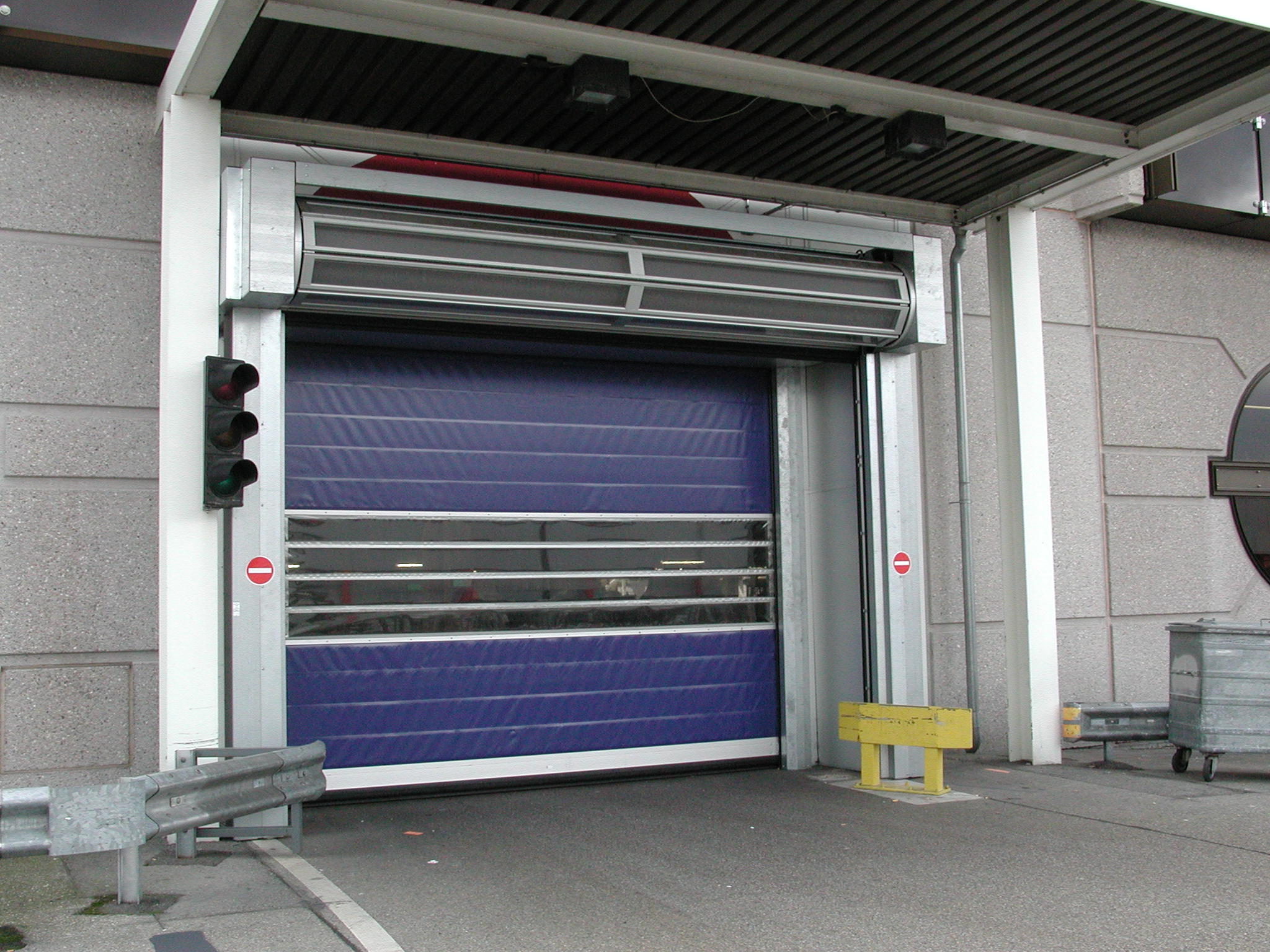 螺旋硬質(zhì)快速門