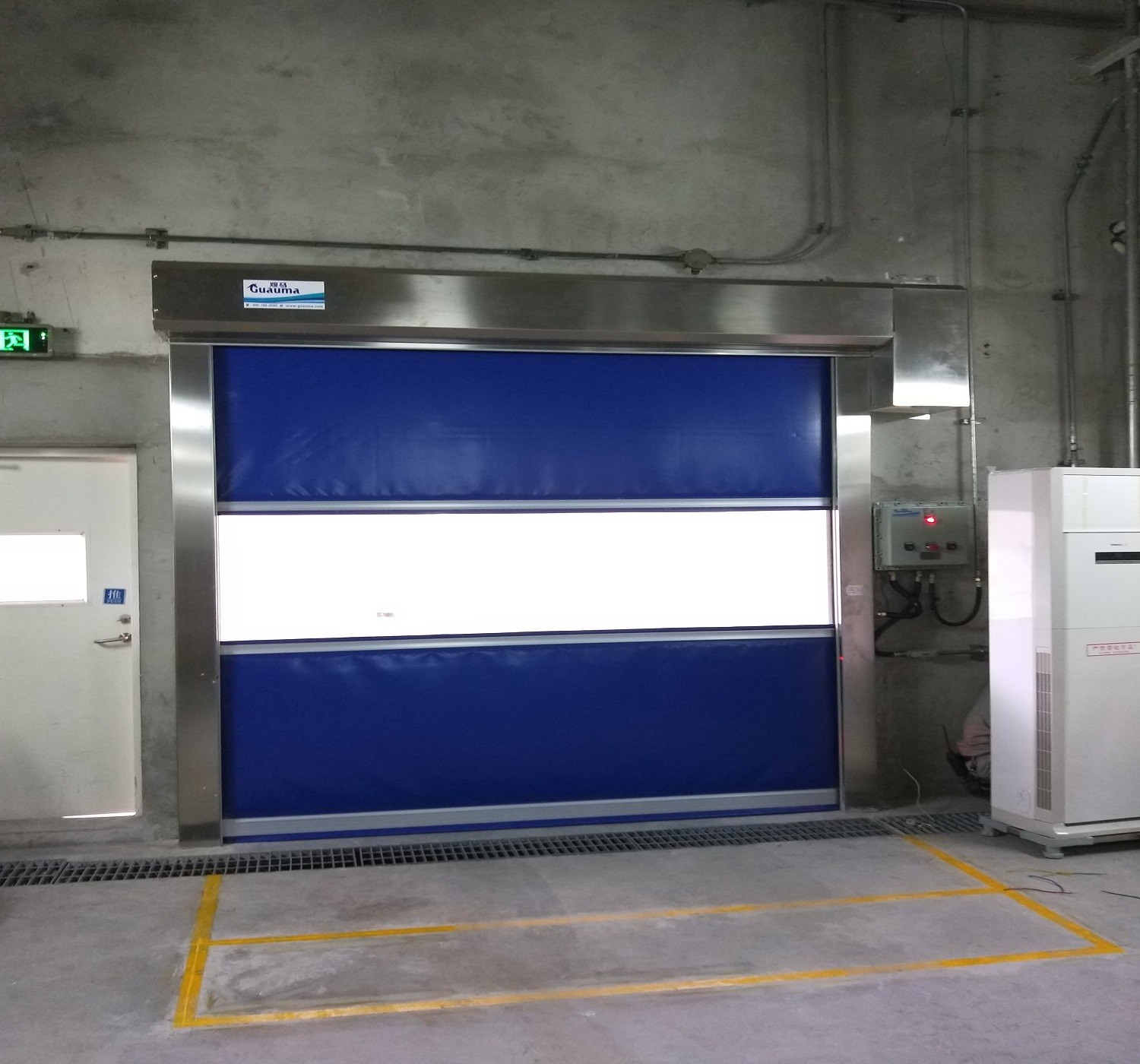 觀馬防爆PVC快速門滿足花王化工防爆通行要求。