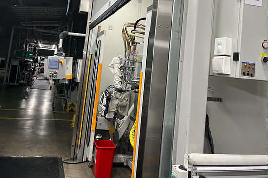 激光防護門：科技與安全的完美融合