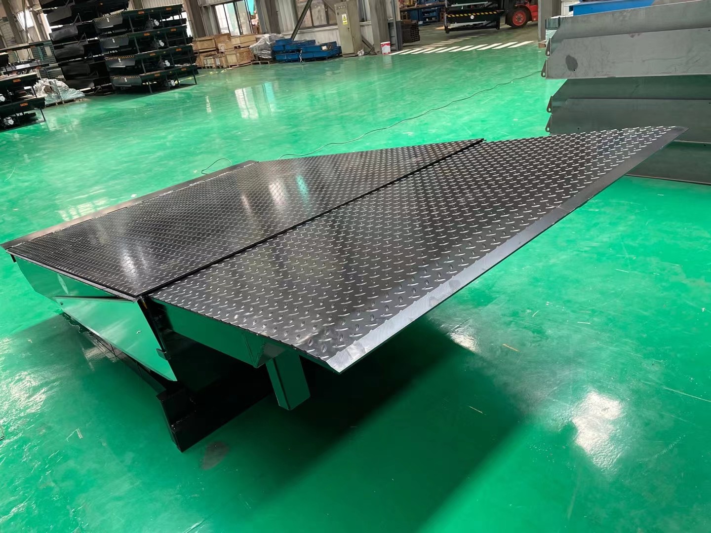 伸縮式卸貨平臺