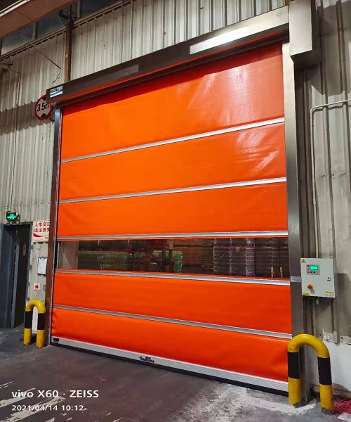 可口可樂的PVC快速門及硬質(zhì)快速門改造完成